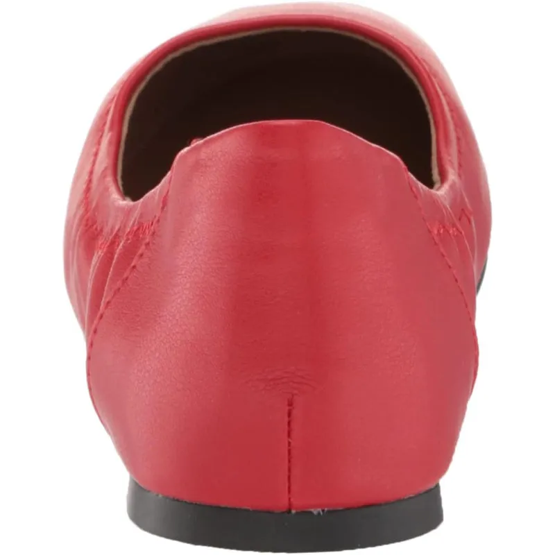 Essential Everyday Slip Ons For Women