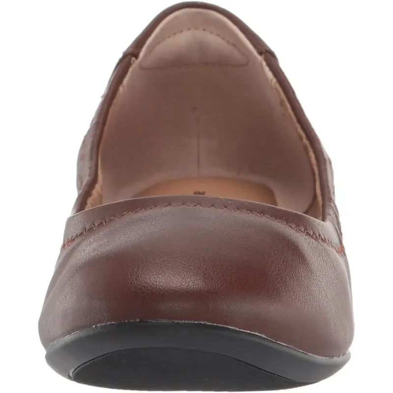 Essential Everyday Slip Ons For Women