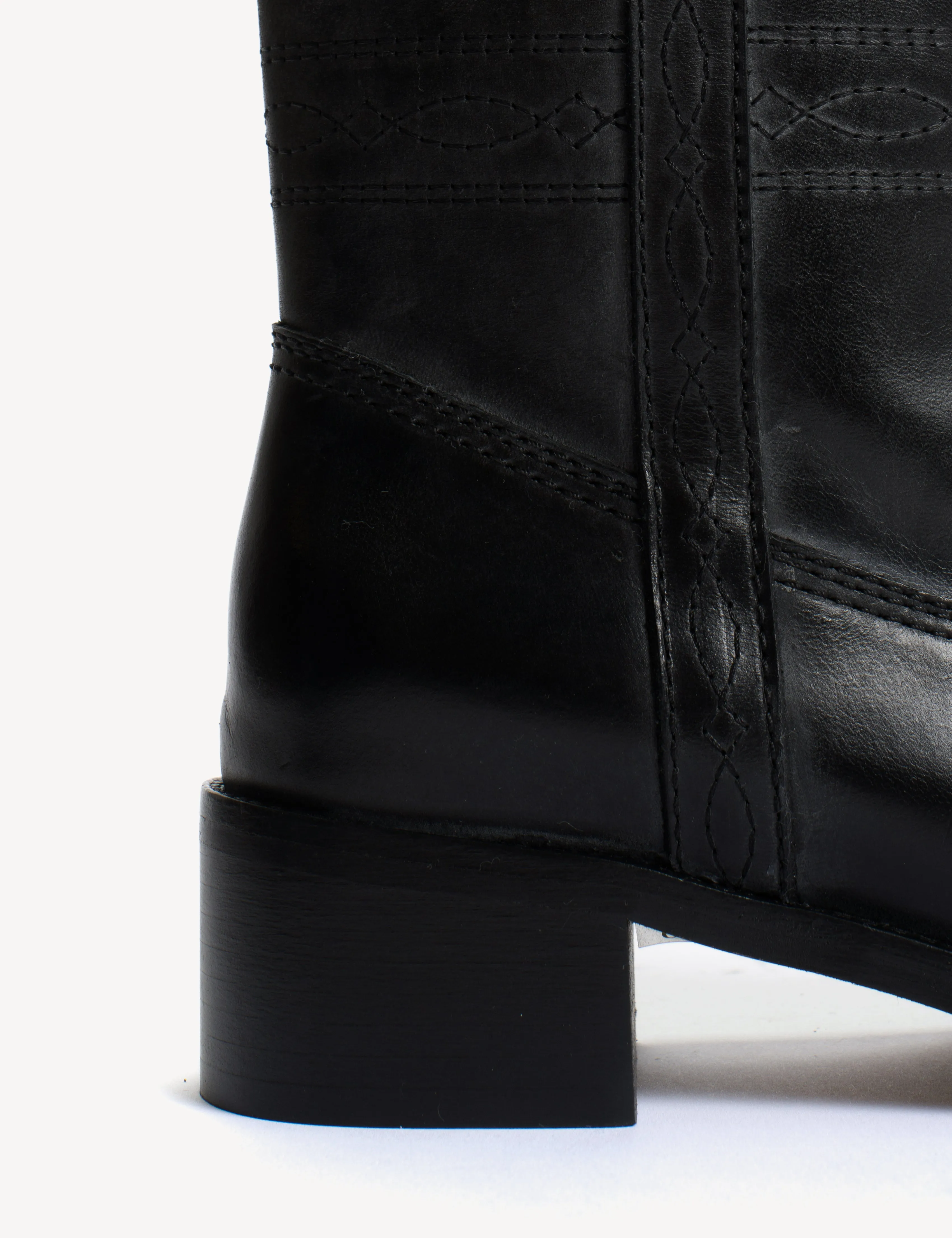 Julia Gaucho Boot With Western Stitchings In Black Escovado Leather