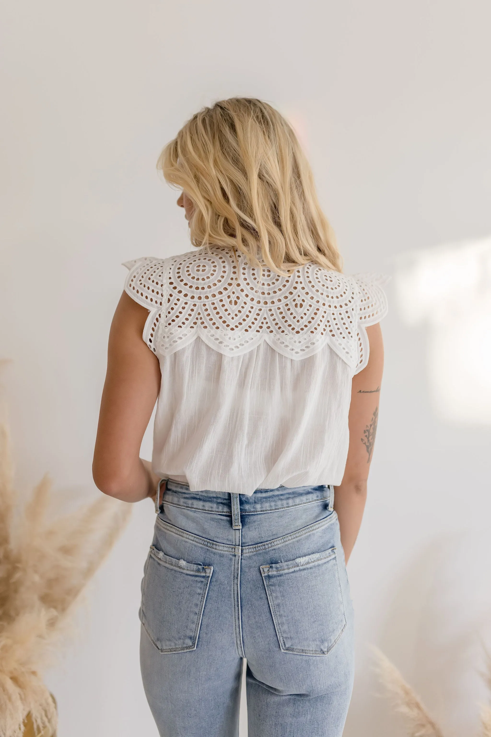 Keisha Embroidered Cap Sleeve Top White