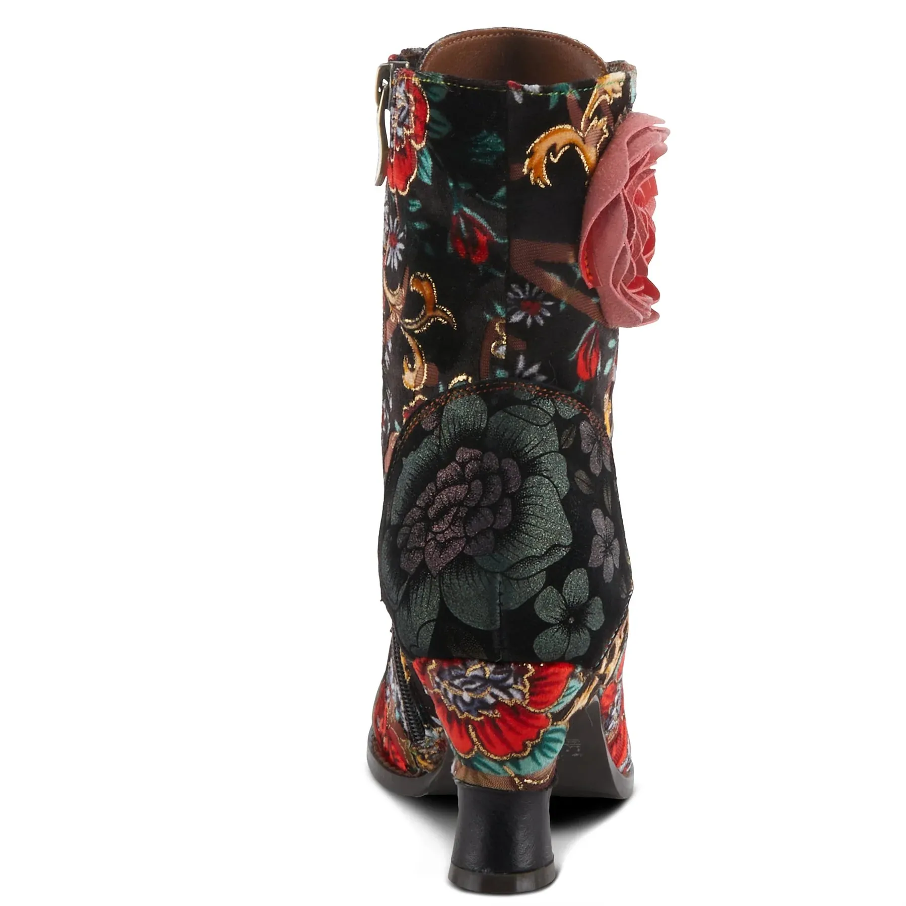 L'ARTISTE ROSELIA BOOTIE