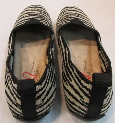Mia Amore "Darcee" Zebra Fly Knit Slip-On
