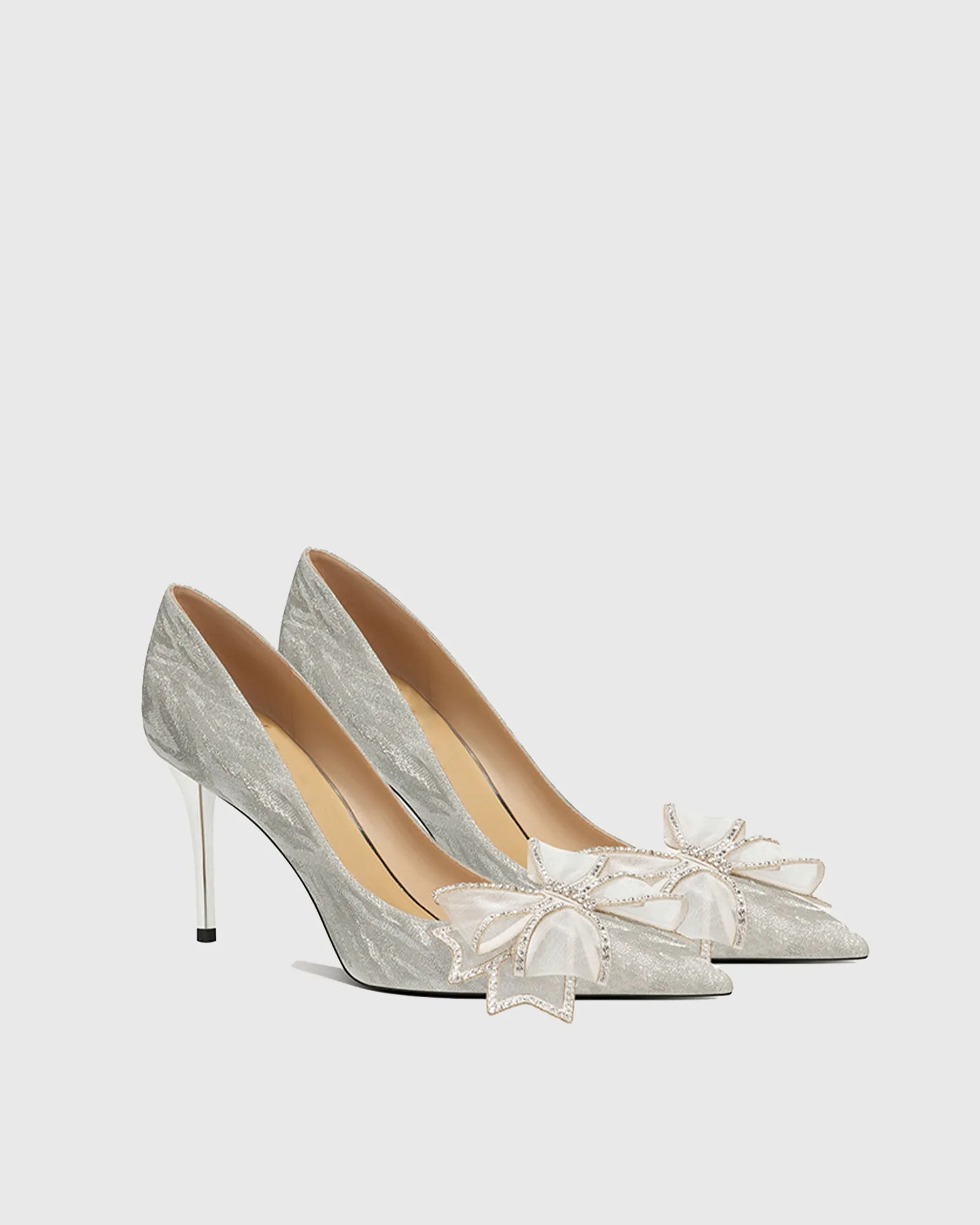 Valar Sparkle Bow Pumps In Silver