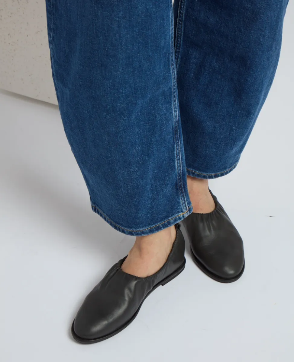 Yano Flat