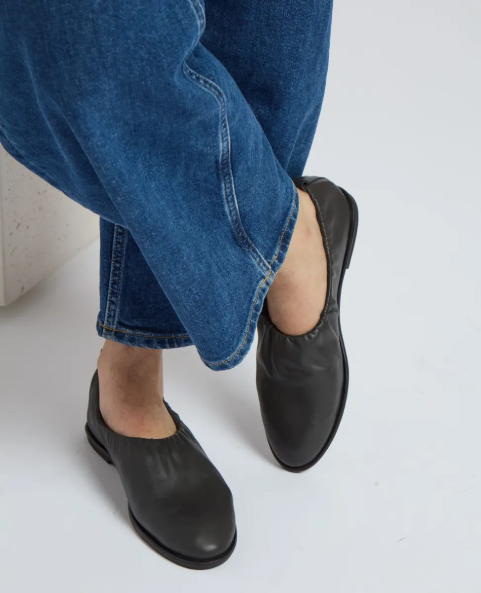Yano Flat